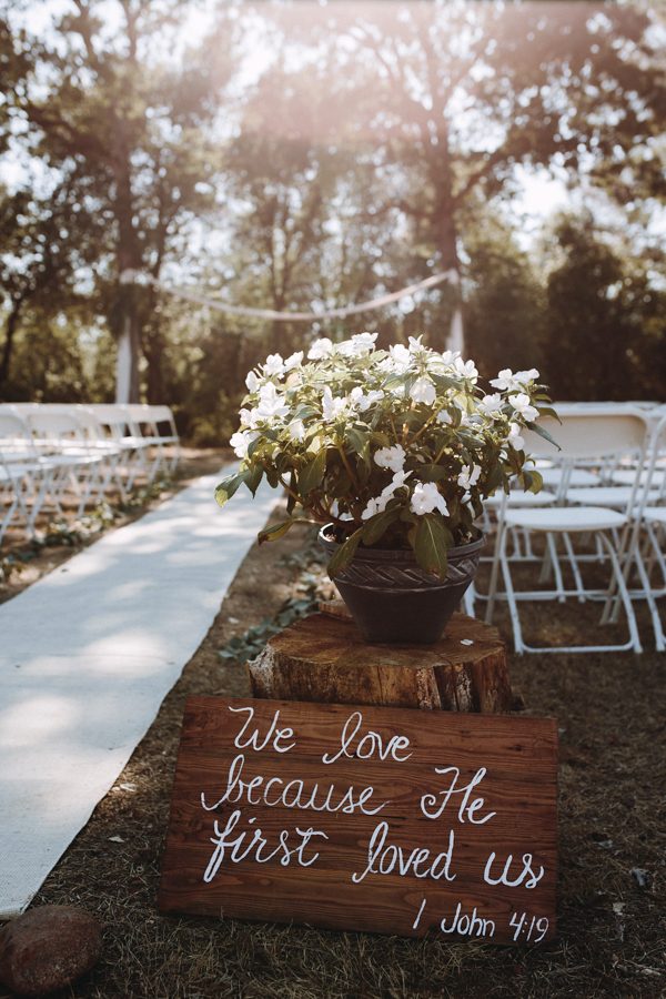 10 Ways to Incorporate Bible Verses in Your Wedding | The Internet's Maid of Honor
