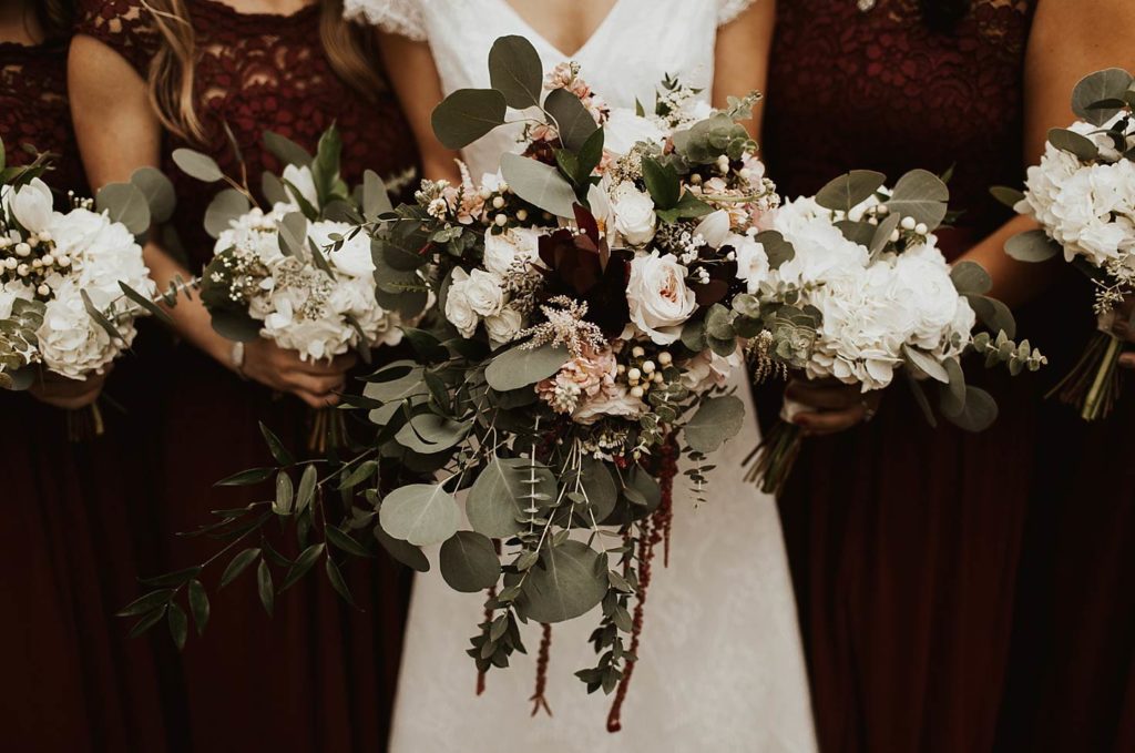 Average Costs for Each Wedding Vendor | The Internet's Maid of Honor